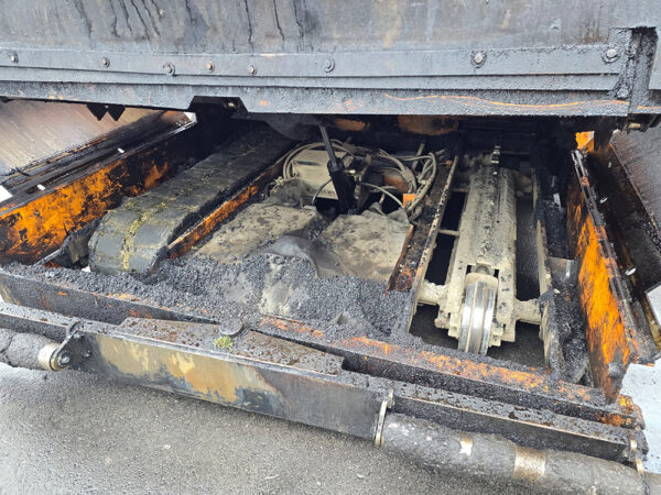 Leeboy 8510B rubber tracks - VIQAN Replacement Parts for Heavy Equipment - Rubber and Steel Tracks