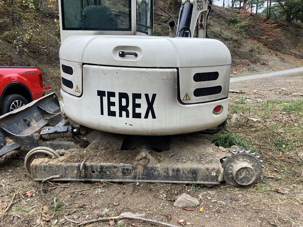 Terex TC75 Steel Tracks - VIQAN Replacement Parts for Heavy Equipment - Rubber and Steel Tracks