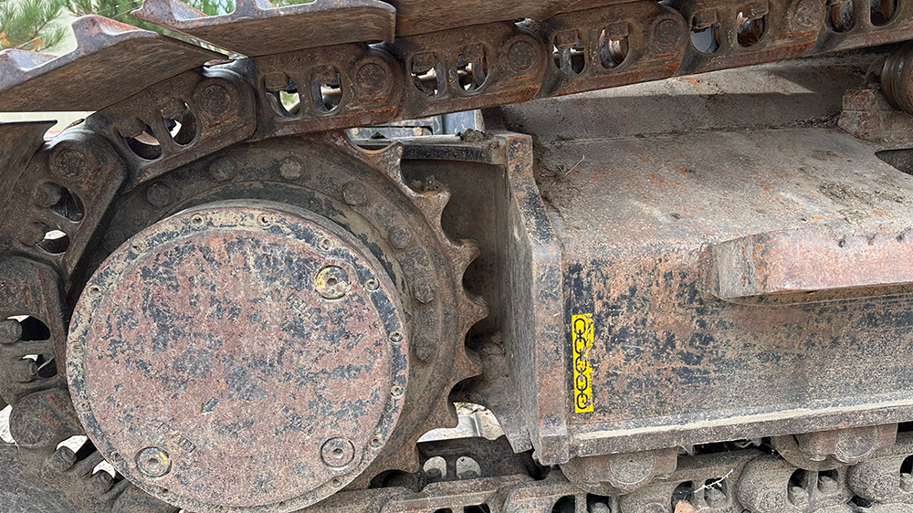 Hitachi ZX 160 LC - VIQAN Replacement Parts for Heavy Equipment - Rubber and Steel Tracks