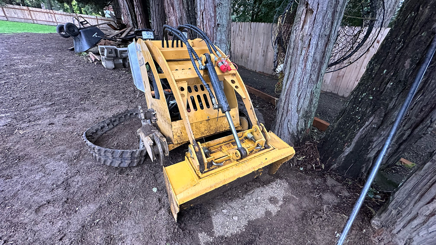 SDLL30 Mini Skid Steer Rubber Track - VIQAN Replacement Parts for Heavy Equipment - Rubber and Steel Tracks