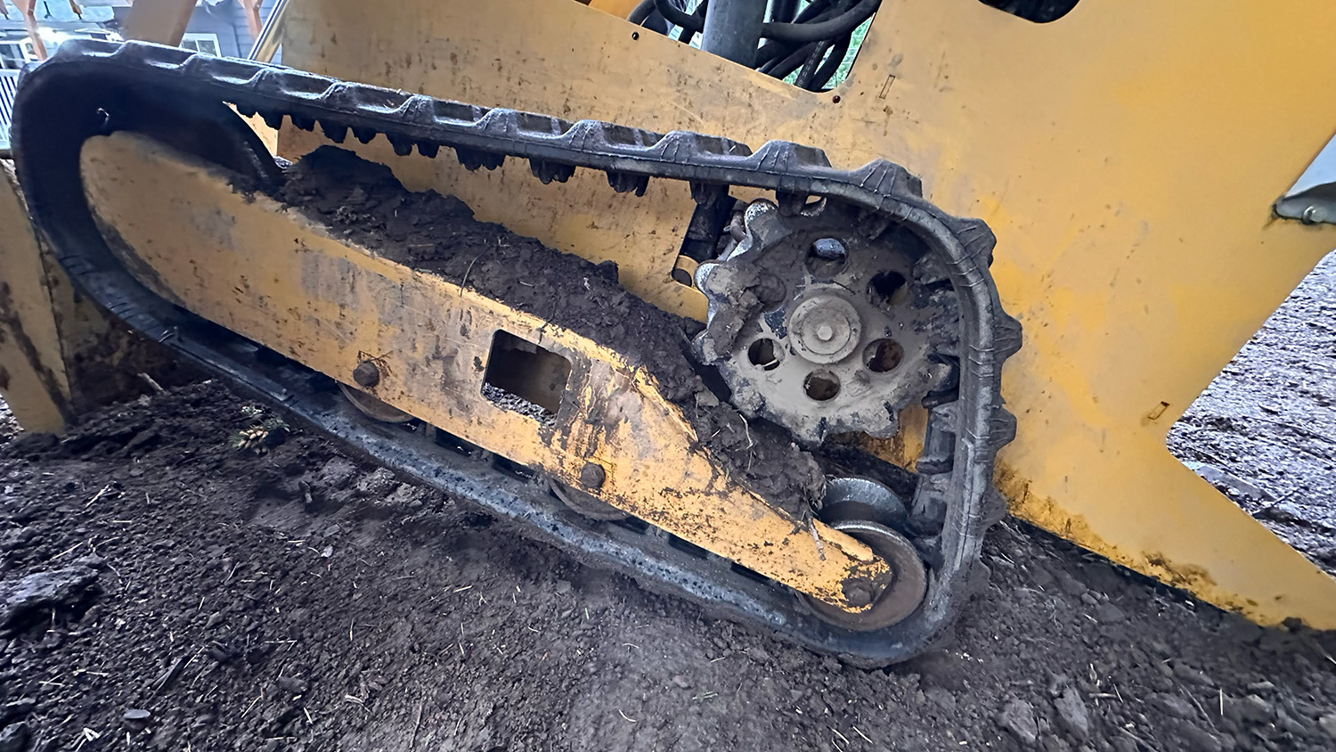 SDLL30 Mini Skid Steer Rubber Track - VIQAN Replacement Parts for Heavy Equipment - Rubber and Steel Tracks